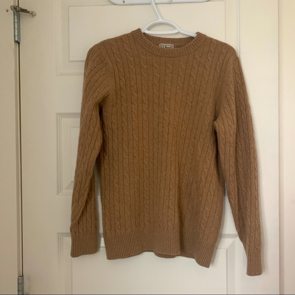 Beautiful soft LL Bean Cashmere Cable knit sweater